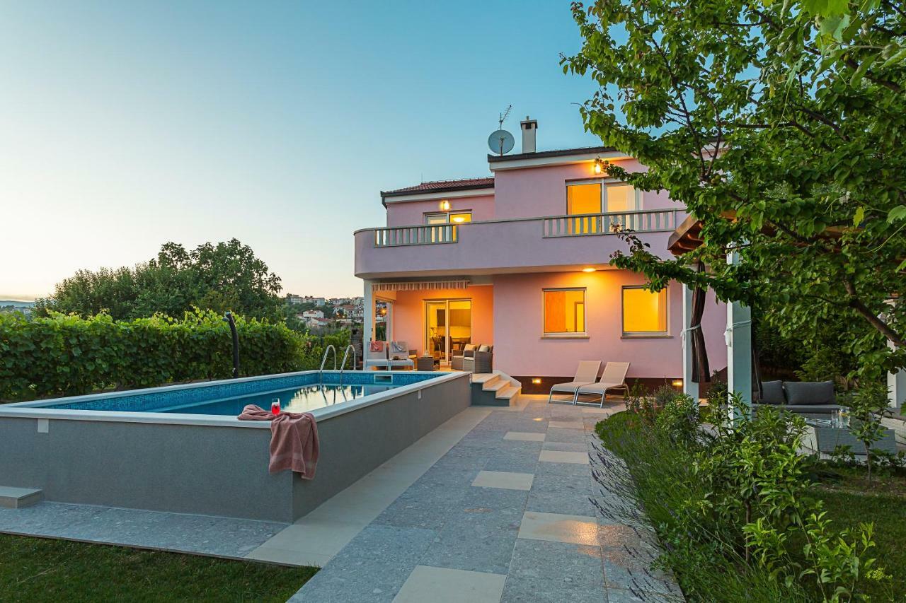 Villa Sweet Home Marija With Heated Pool Split Exterior foto