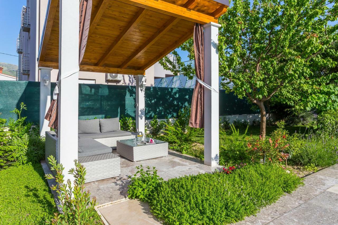 Villa Sweet Home Marija With Heated Pool Split Exterior foto